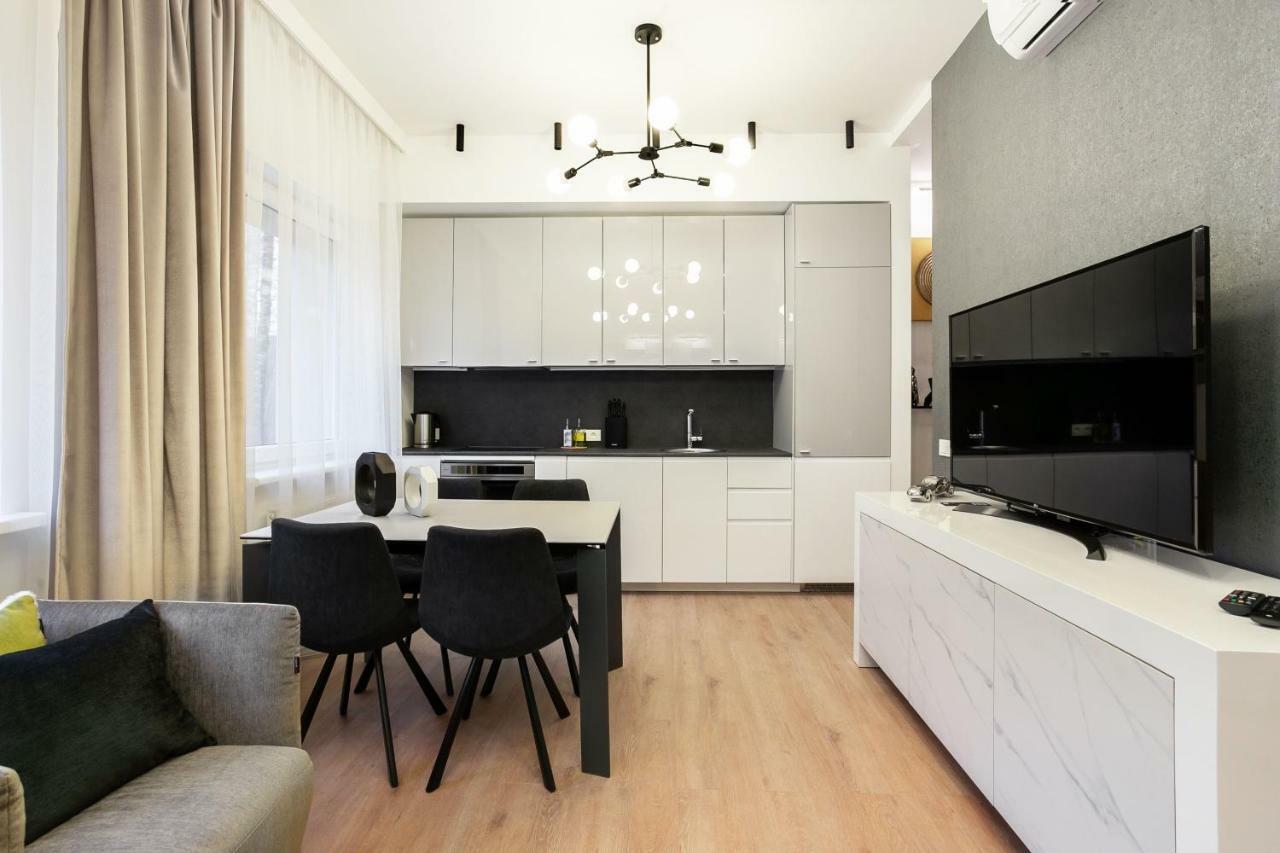 Luxury For Everyone - Hills Park Lux Apartments 2 VNO Esterno foto